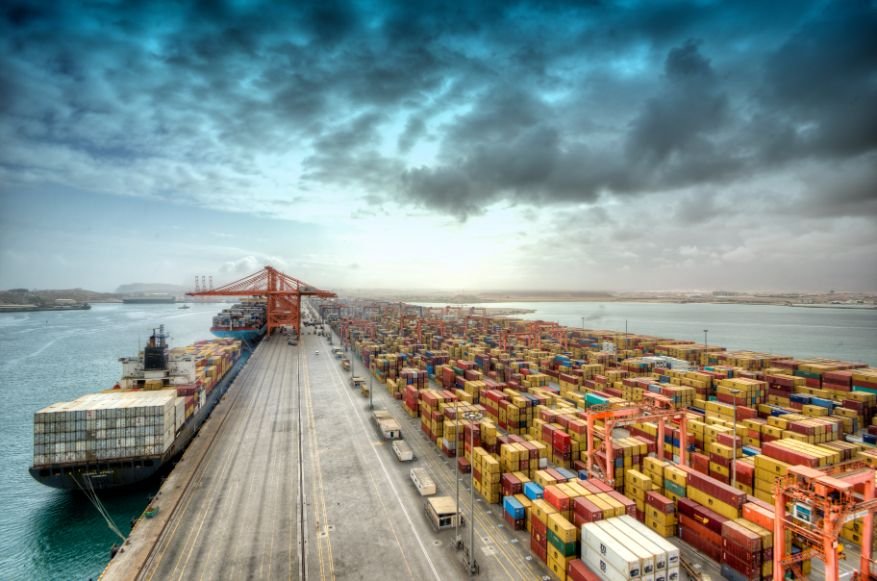Omani port at work